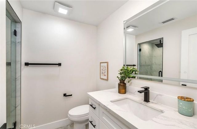 23555 Summit Dr, Calabasas, CA 91302