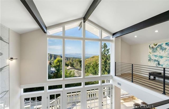 23555 Summit Dr, Calabasas, CA 91302