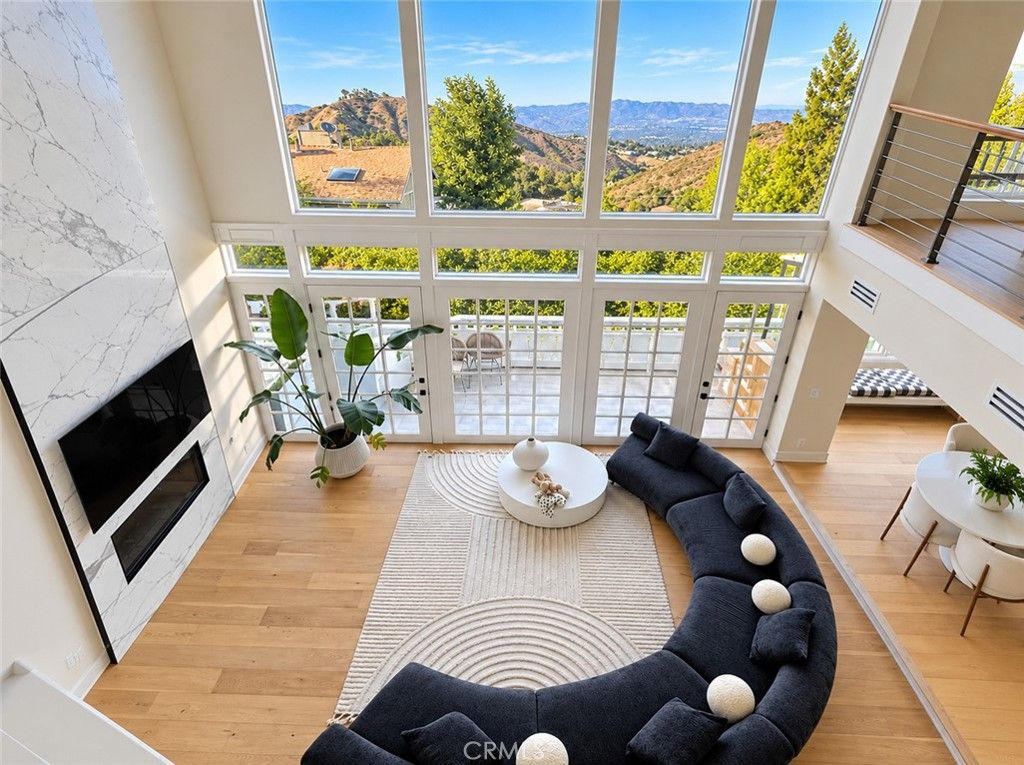 23555 Summit Dr, Calabasas, CA 91302 — photo 4