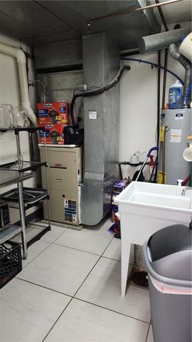 2715 Mosside Blvd, Monroeville, PA 15146