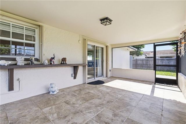 4960 20th PL SW, Naples, FL 34116