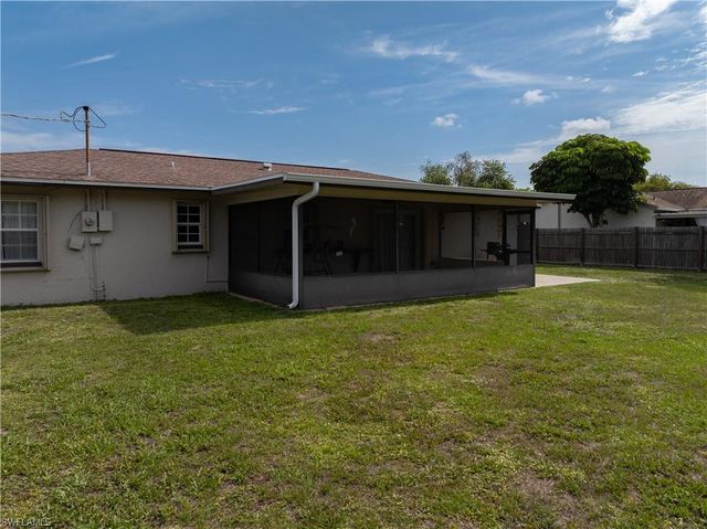 4960 20th PL SW, Naples, FL 34116