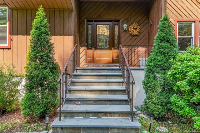 2278 Hunterbrook Road, Yorktown Heights, NY 10598