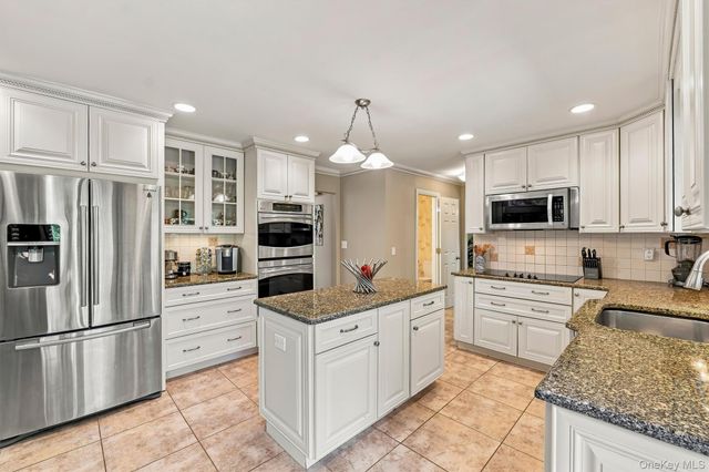 2278 Hunterbrook Road, Yorktown Heights, NY 10598