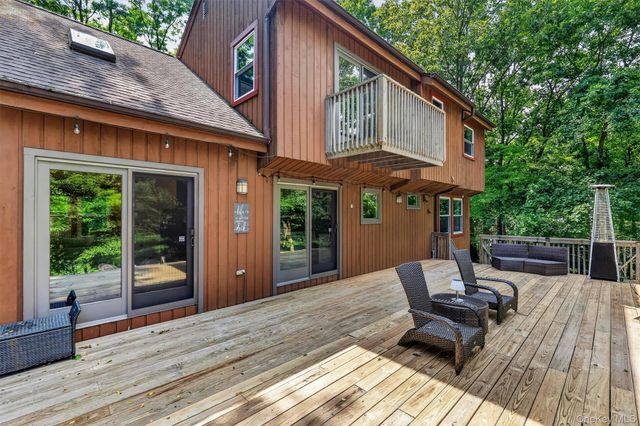 2278 Hunterbrook Road, Yorktown Heights, NY 10598