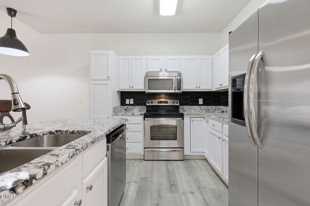 11 Signet Drive, Durham, NC 27704