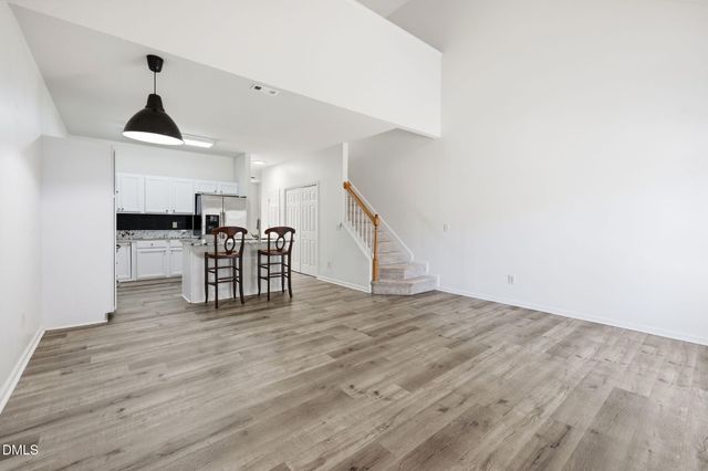 11 Signet Drive, Durham, NC 27704