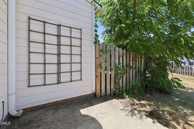 11 Signet Drive, Durham, NC 27704