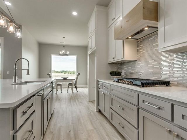 4988 Ranchero Drive, Edmond, OK 73025
