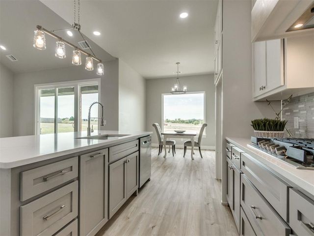 4988 Ranchero Drive, Edmond, OK 73025