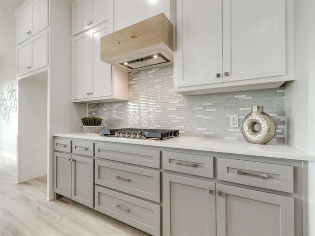 4988 Ranchero Drive, Edmond, OK 73025