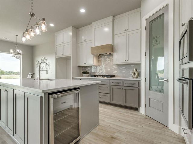 4988 Ranchero Drive, Edmond, OK 73025