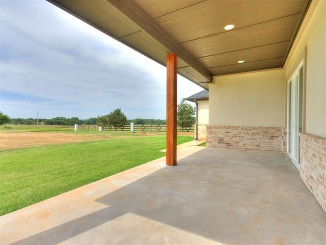4988 Ranchero Drive, Edmond, OK 73025