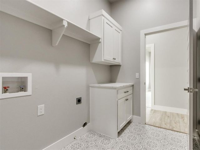 4988 Ranchero Drive, Edmond, OK 73025