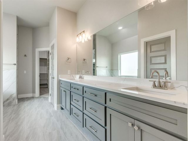 4988 Ranchero Drive, Edmond, OK 73025