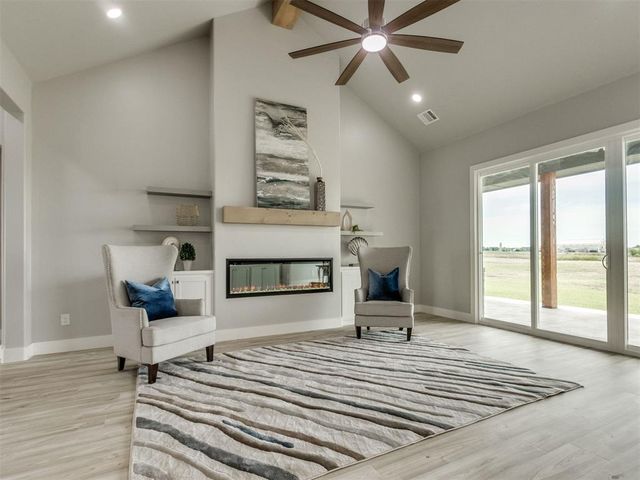 4988 Ranchero Drive, Edmond, OK 73025