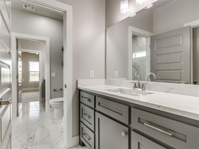 4988 Ranchero Drive, Edmond, OK 73025