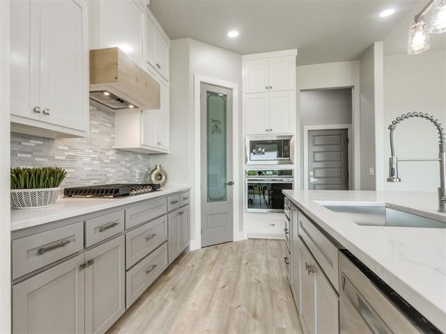 4988 Ranchero Drive, Edmond, OK 73025