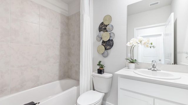 2528 KINSALE LANE, Ormond Beach, FL 32174