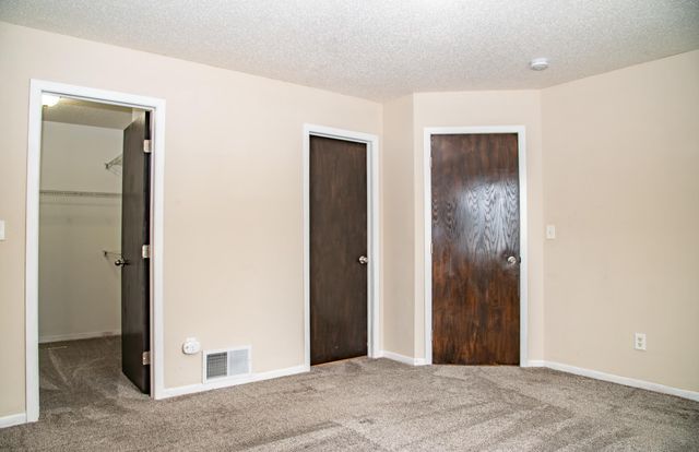 1902 41st Avenue S, Moorhead, MN 56560