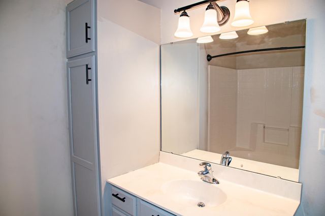 1902 41st Avenue S, Moorhead, MN 56560