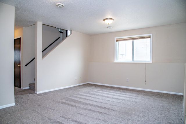 1902 41st Avenue S, Moorhead, MN 56560