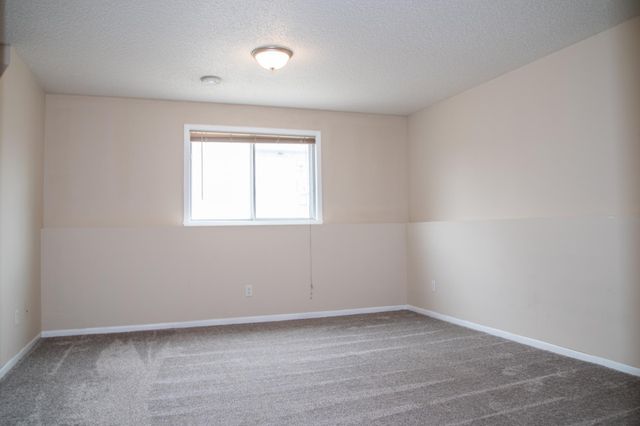 1902 41st Avenue S, Moorhead, MN 56560