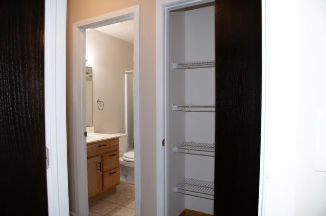 1902 41st Avenue S, Moorhead, MN 56560