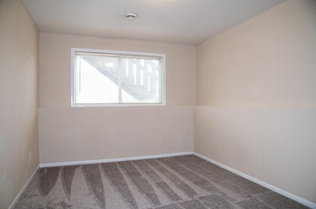 1902 41st Avenue S, Moorhead, MN 56560