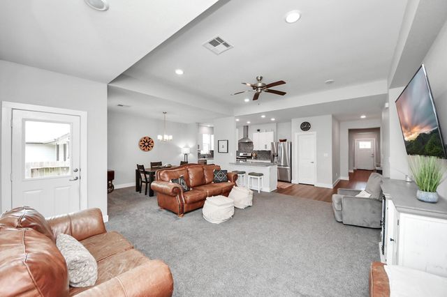 13095 Clearview Drive, Willis, TX 77318