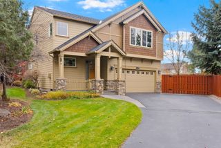 20939 Blue Bush Court, Bend, OR 97701