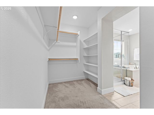 3841 Se 83RD Ave, Hillsboro, OR 97129