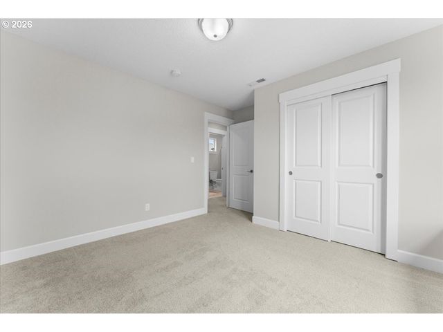 3841 Se 83RD Ave, Hillsboro, OR 97129