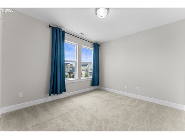 3841 Se 83RD Ave, Hillsboro, OR 97129