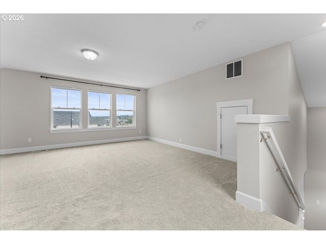 3841 Se 83RD Ave, Hillsboro, OR 97129