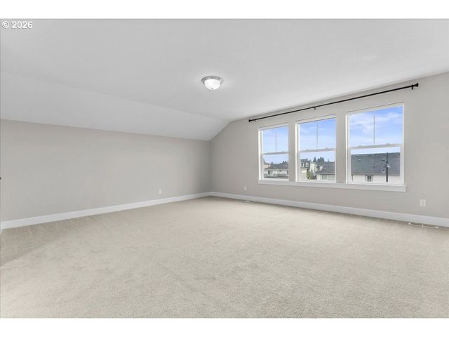 3841 Se 83RD Ave, Hillsboro, OR 97129