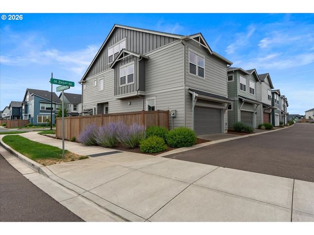 3841 Se 83RD Ave, Hillsboro, OR 97129