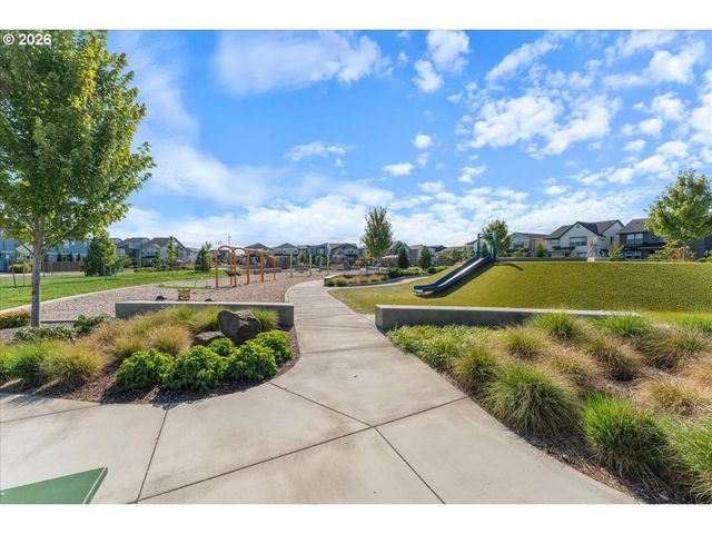 3841 Se 83RD Ave, Hillsboro, OR 97129