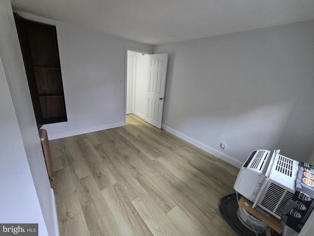 110 POLLARD ST, Philadelphia, PA 19123