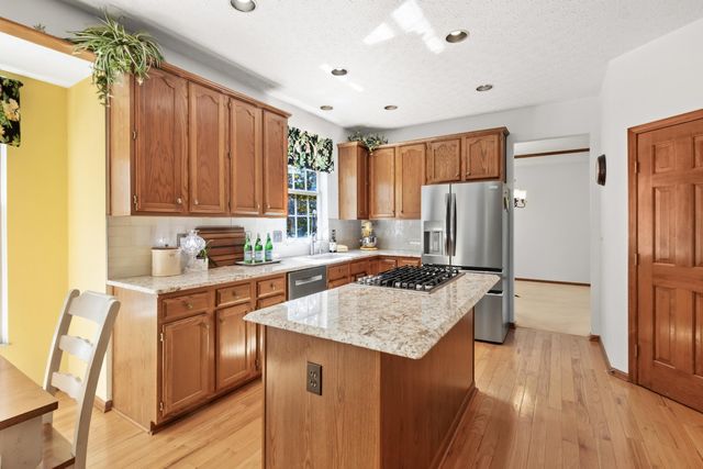 354 Amesbury Court, Westerville, OH 43082