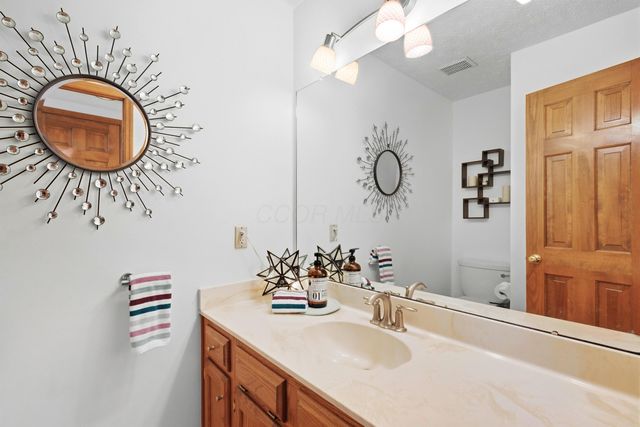 354 Amesbury Court, Westerville, OH 43082