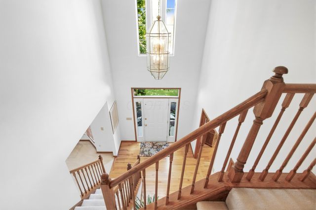 354 Amesbury Court, Westerville, OH 43082