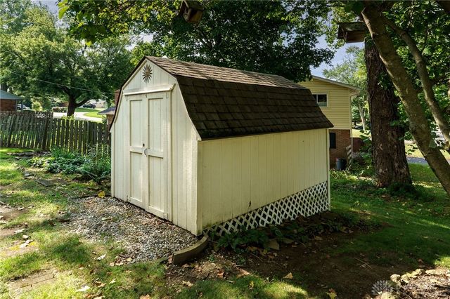 20 Gershwin Drive, Dayton, OH 45458