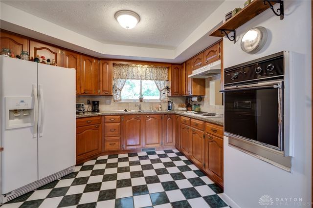 20 Gershwin Drive, Dayton, OH 45458
