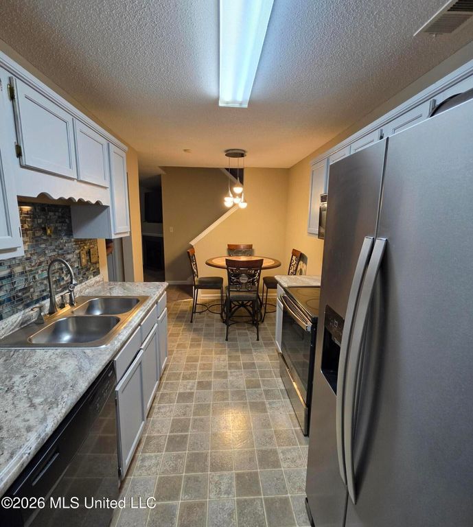7439 Perrin Lane, Horn Lake, MS 38637 — photo 5