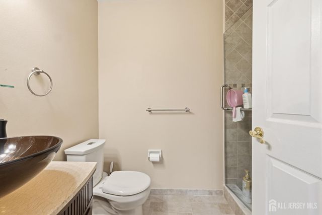 191 Prestwick Way, Edison, NJ 08820