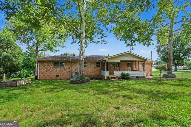 63 Green Street, Royston, GA 30662