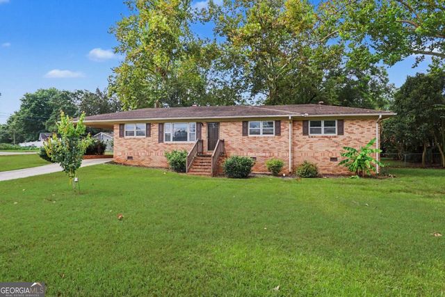 63 Green Street, Royston, GA 30662