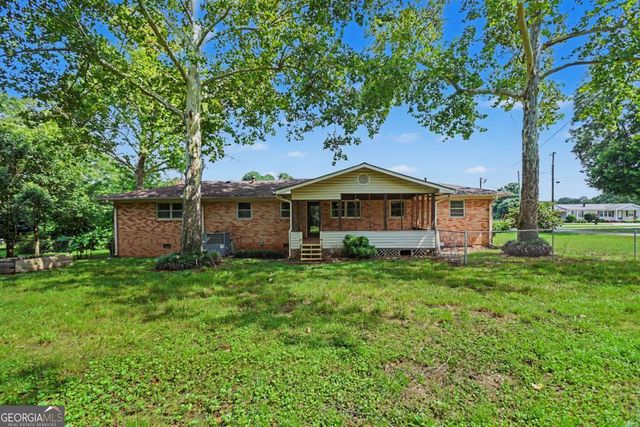 63 Green Street, Royston, GA 30662