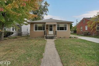167 Avery Street, Clinton Twp, MI 48036